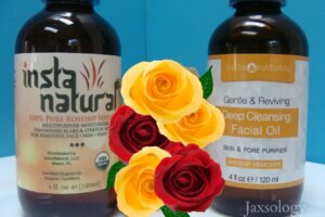 Instanatural Rosehip and Facial Oil with Flowers